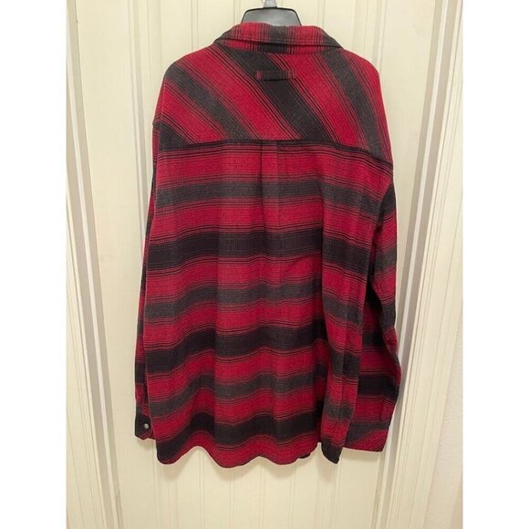 Legendary‎ Whitetails Mens Red & Black Plaid Flannel Shirt 3XT 100% Cotton - Picture 10 of 15